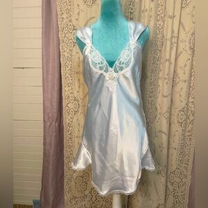 Intime’: vintage mini slip